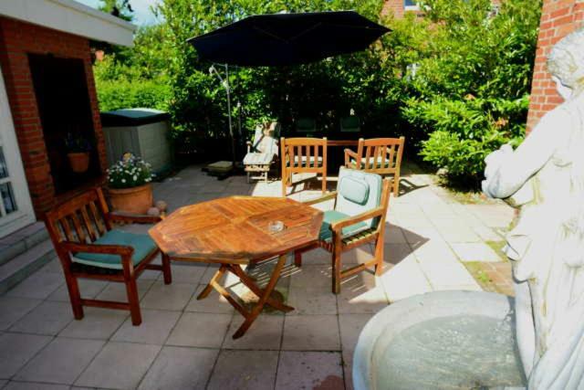 Landjaegerhaus Am Suedstrand - Wohnung 1 + 3 Вик-ауф-Фёр Экстерьер фото